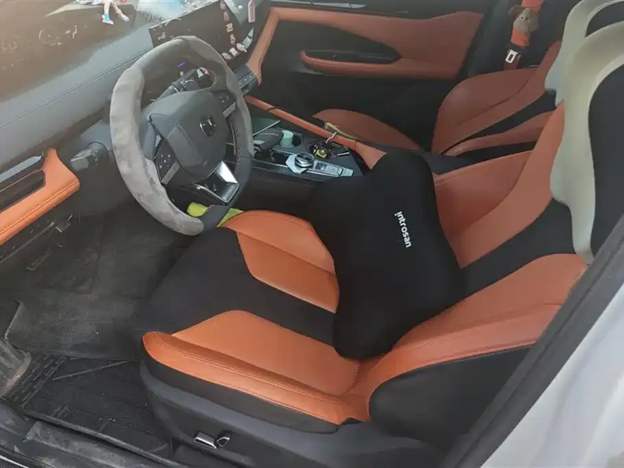 Changan UNI-V 2023 из CN, фото 6