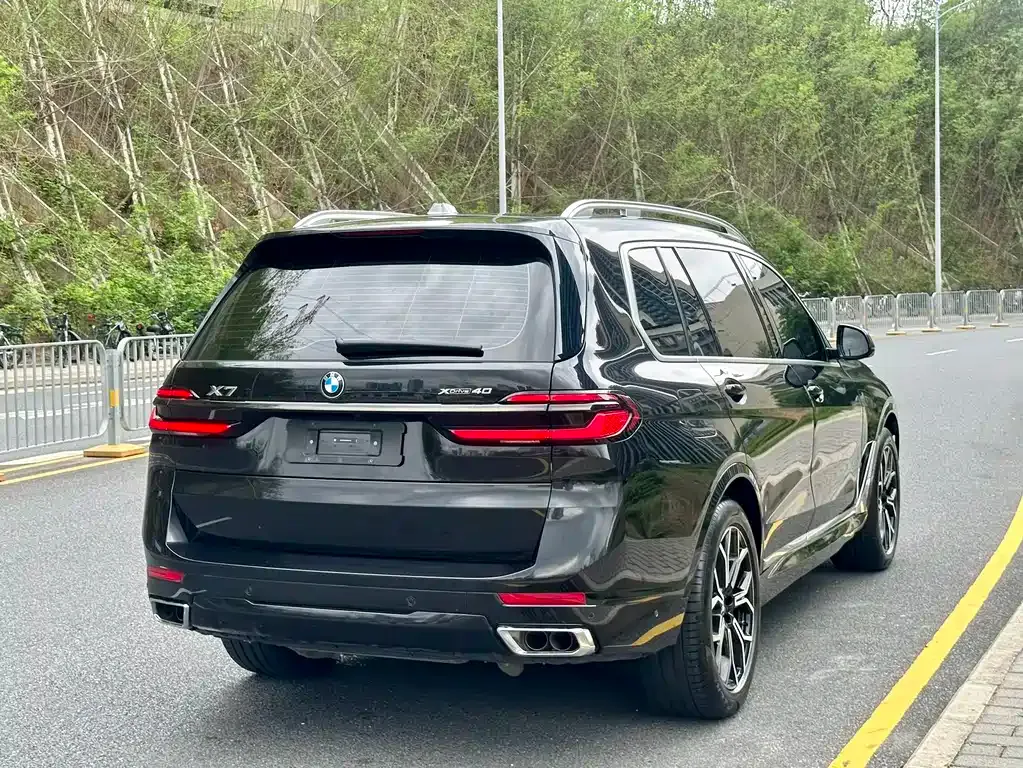 BMW X7 — фото 5