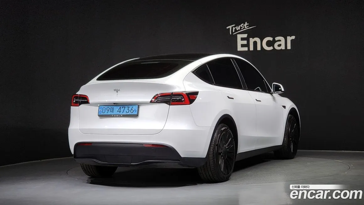 Tesla Model Y — фото 4