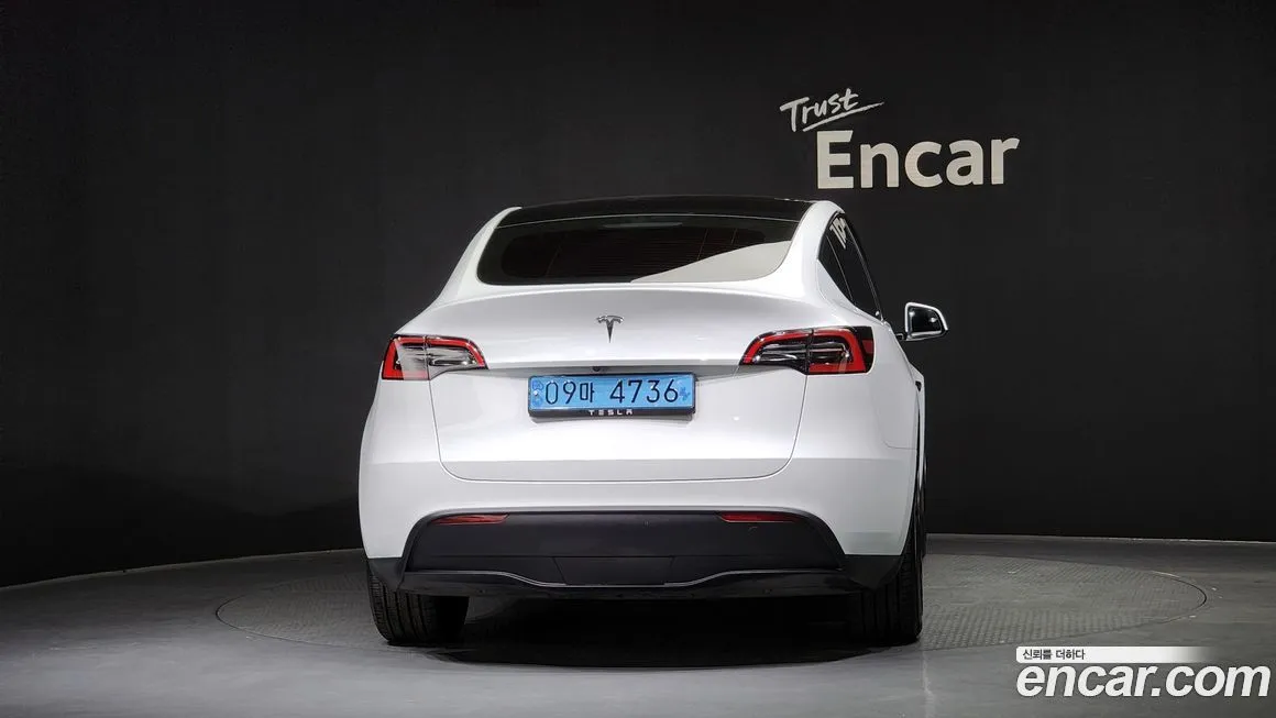 Tesla Model Y — фото 3