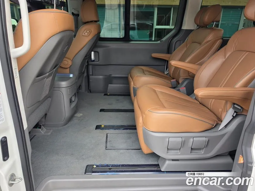 Hyundai Staria 2022 из KR, фото 3