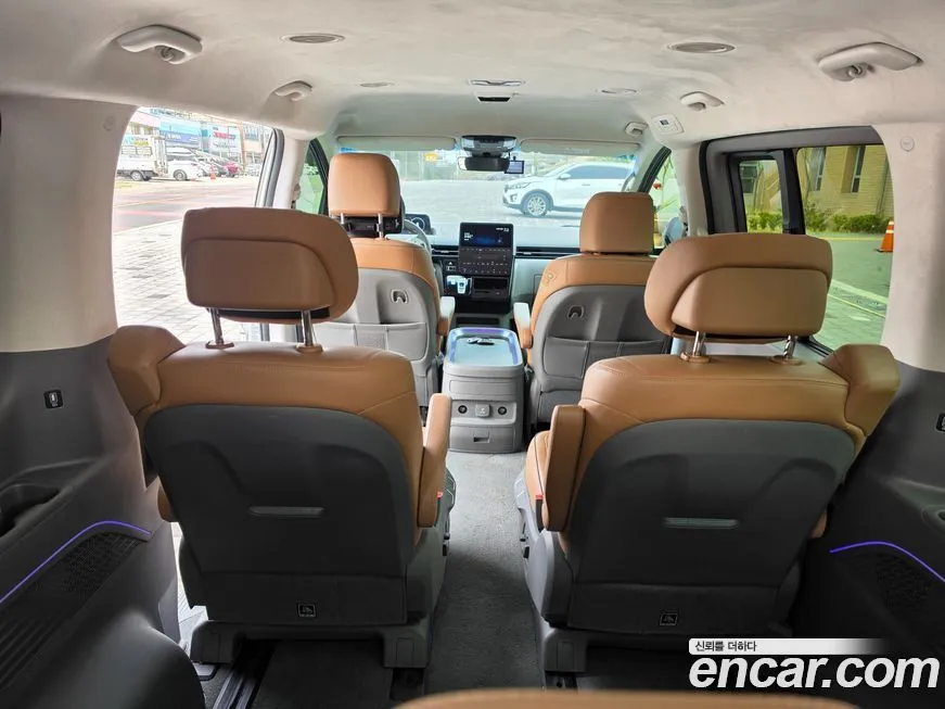 Hyundai Staria 2022 из KR, фото 2
