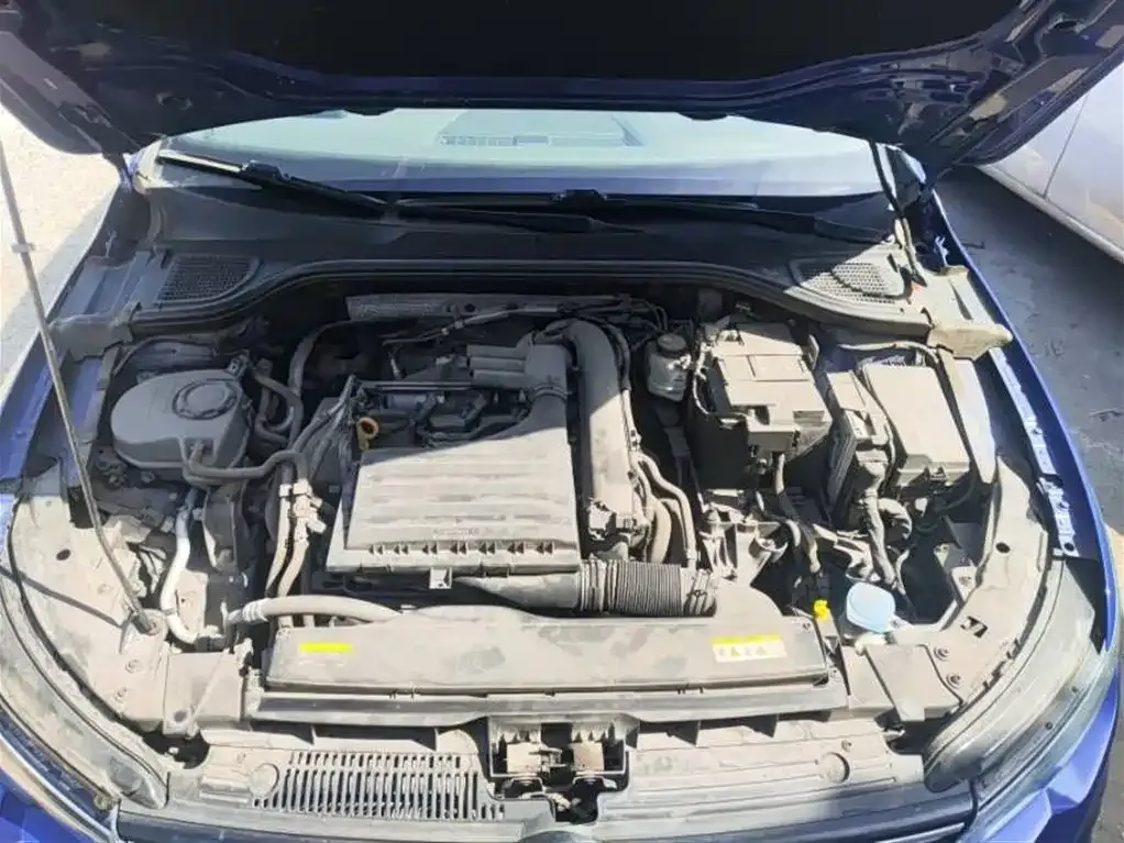 Volkswagen Golf 2022 из CN, фото 7