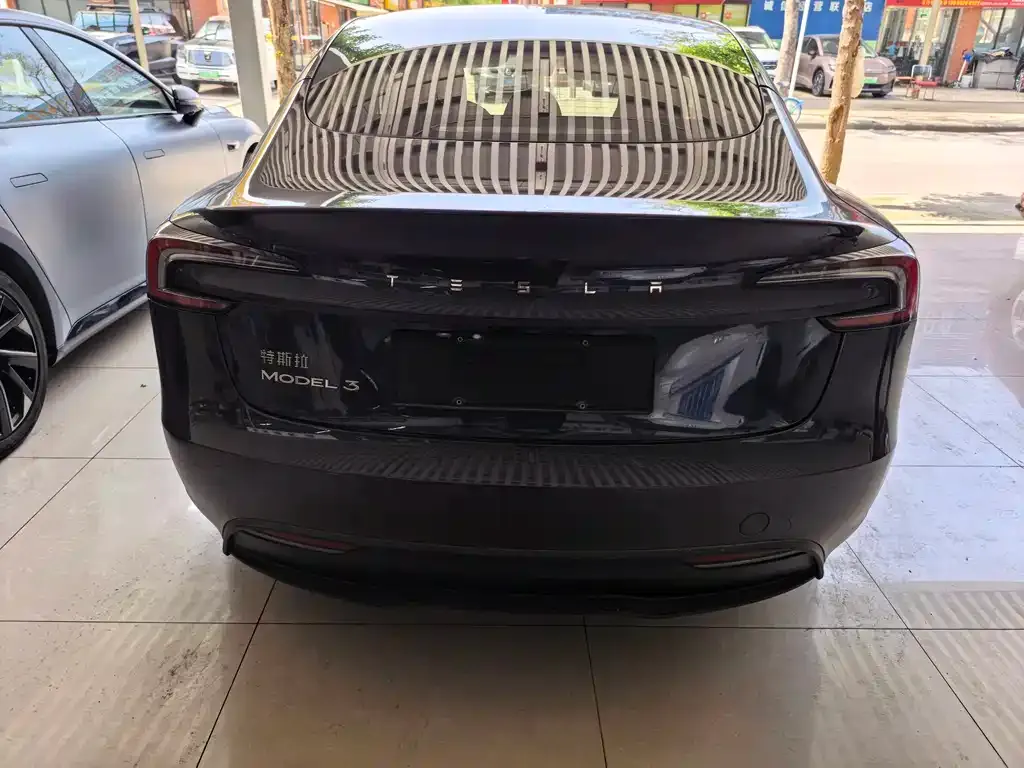 Tesla Model 3 2024 из CN, фото 3