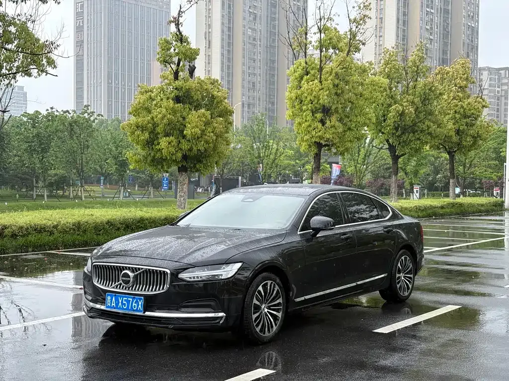 Volvo S90 2025 из CN, фото 1