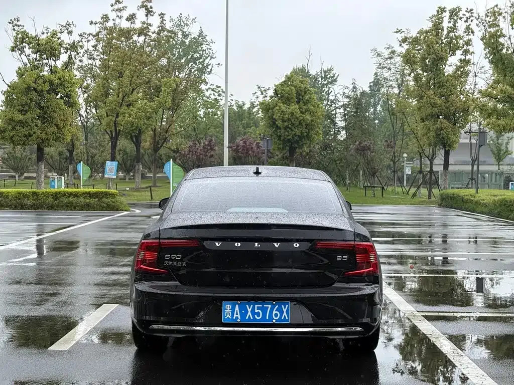 Volvo S90 2025 из CN, фото 3