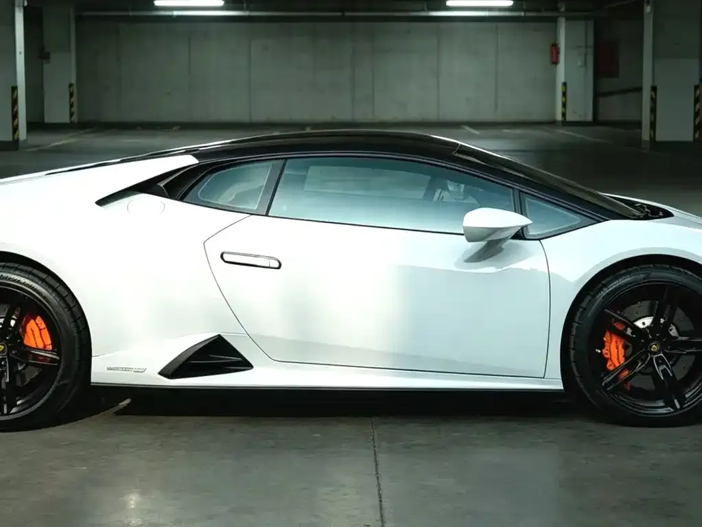 Lamborghini Huracan 2023 из CN, фото 6