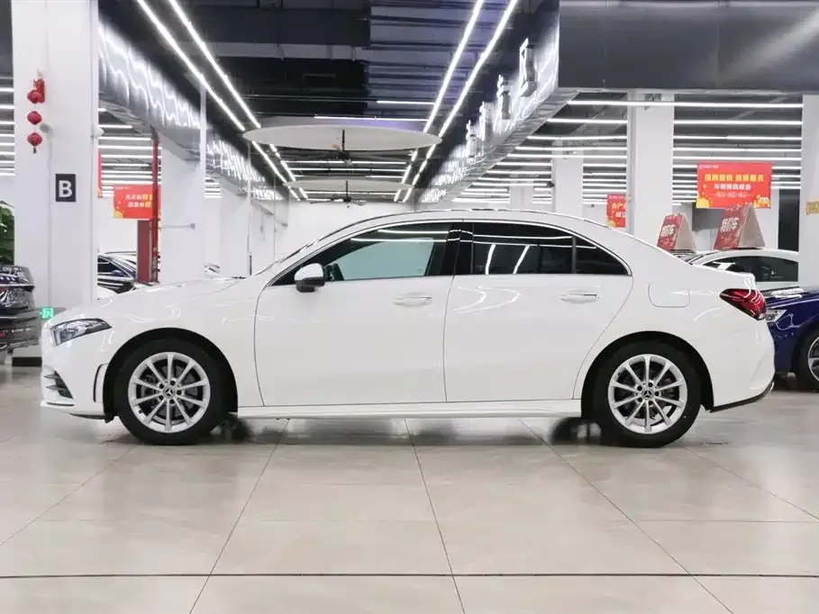 Mercedes-Benz A-Class 2021 из CN, фото 7