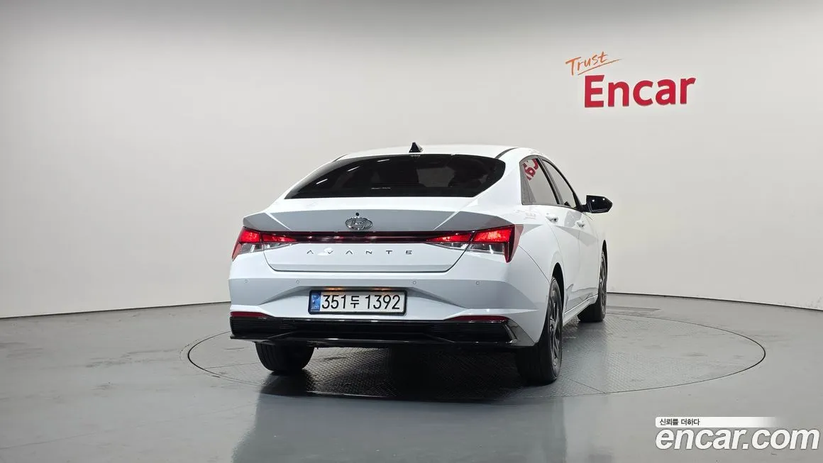 Hyundai AVANTE 2021 из KR, фото 2