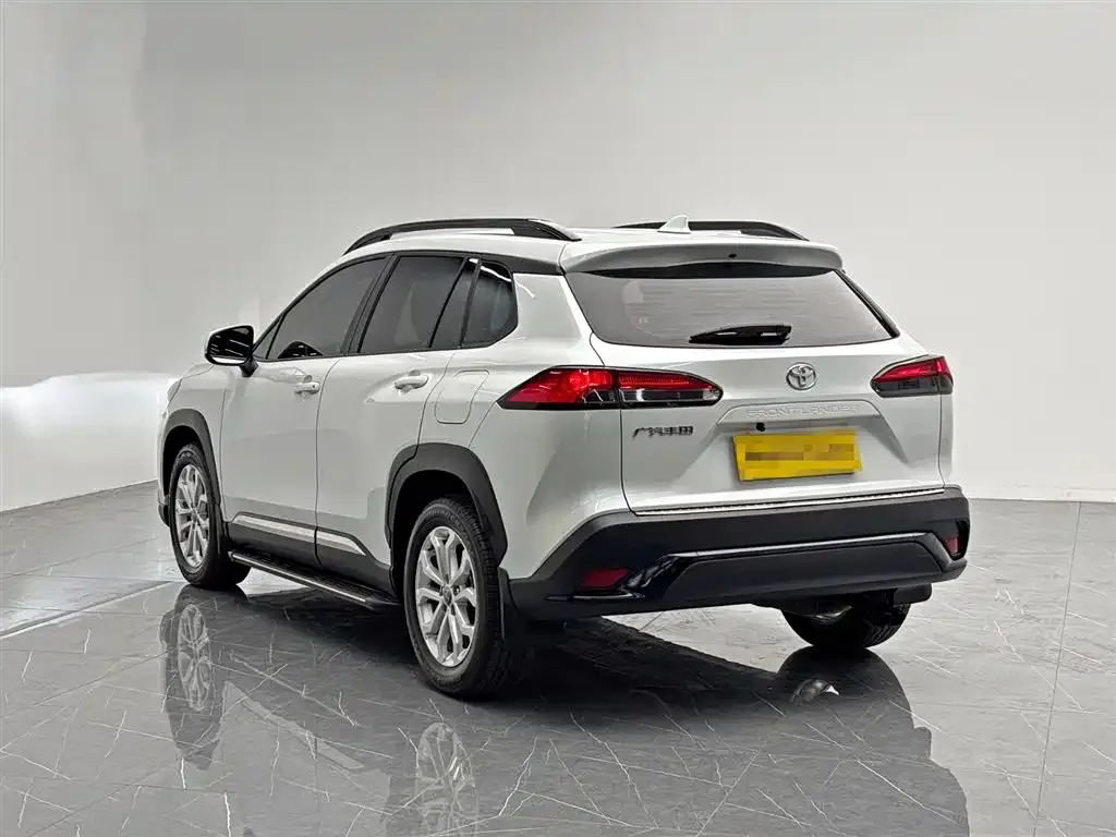 Toyota Frontlander 2024 из CN, фото 6