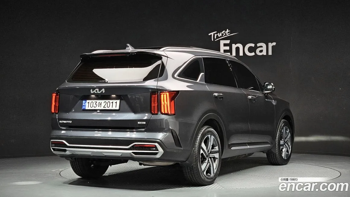 Kia Sorento — фото 5