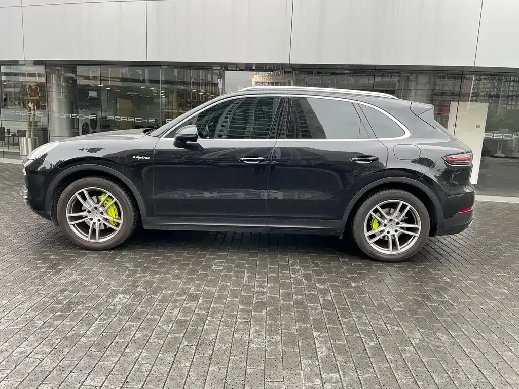 Porsche Cayenne Hybrid 2021 из CN, фото 5