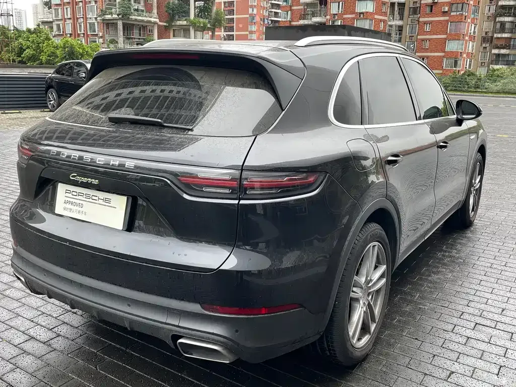 Porsche Cayenne Hybrid 2021 из CN, фото 3
