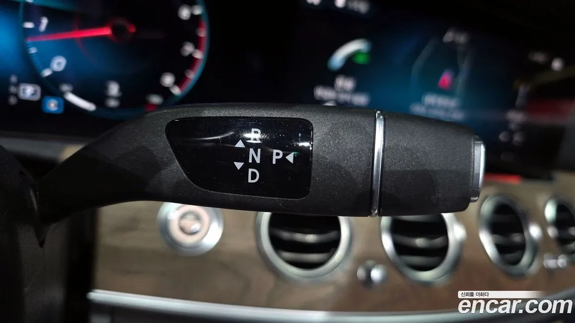 Mercedes-Benz E-Class 2023 из KR, фото 5