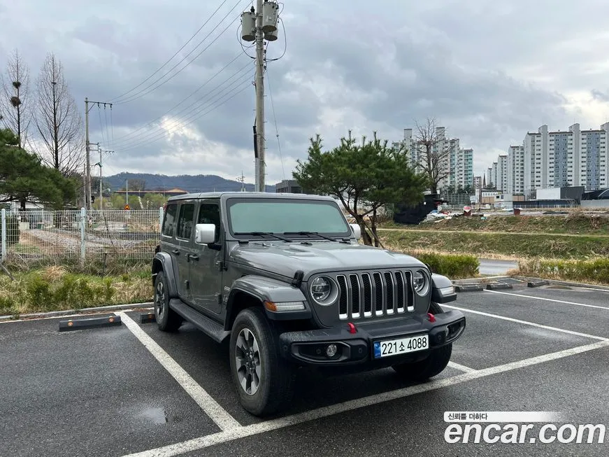 Jeep Wrangler — фото 8