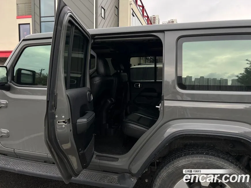 Jeep Wrangler — фото 4