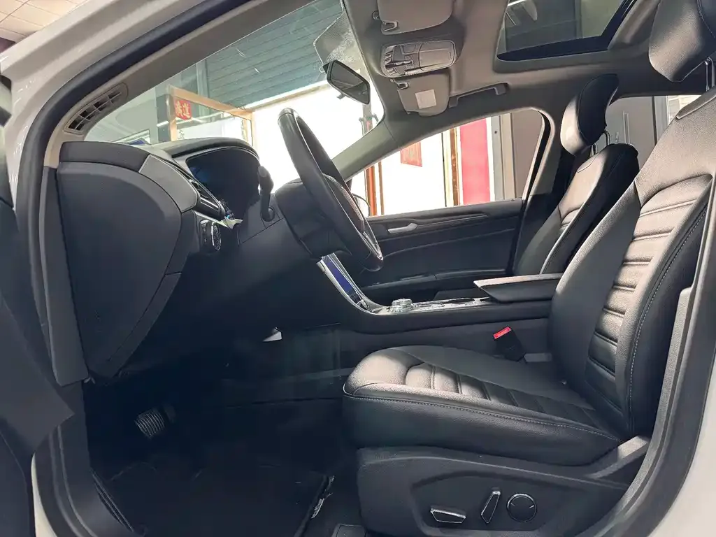 Ford Mondeo 2021 из CN, фото 9