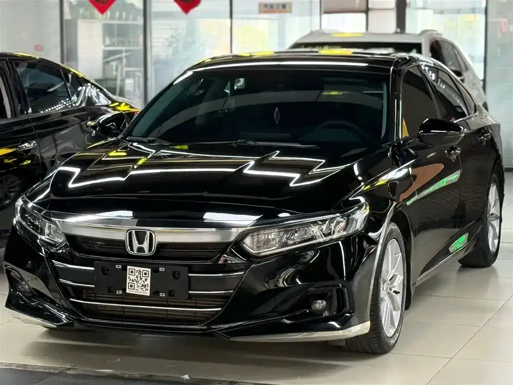 Honda Accord — фото 1