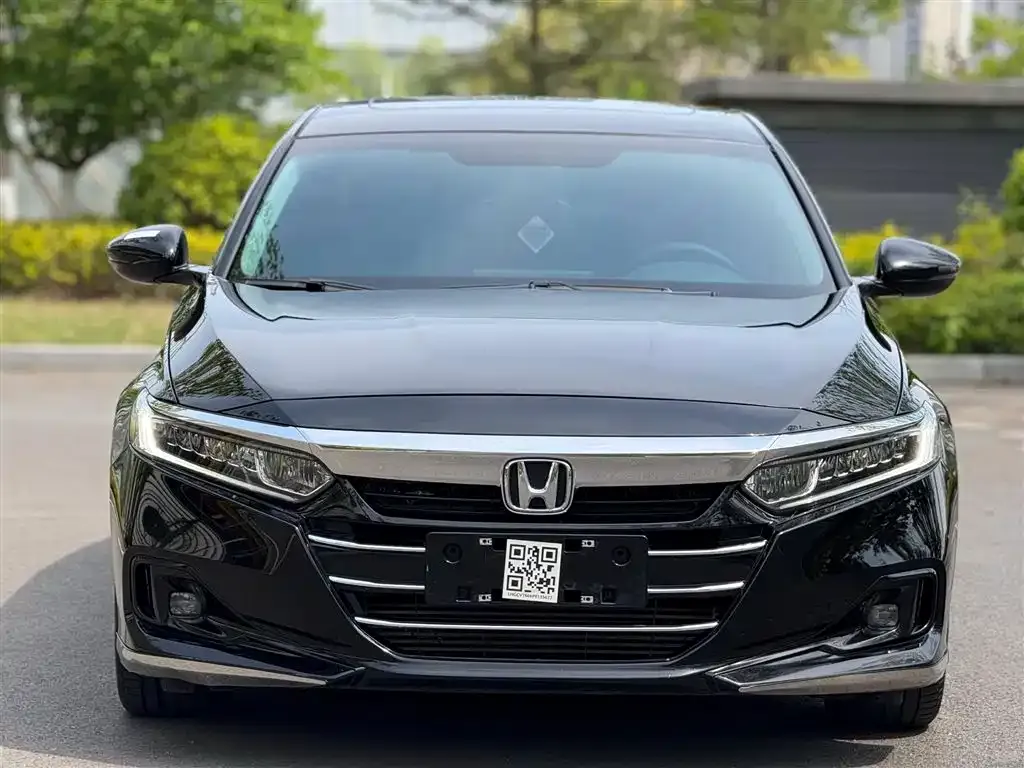 Honda Accord — фото 9