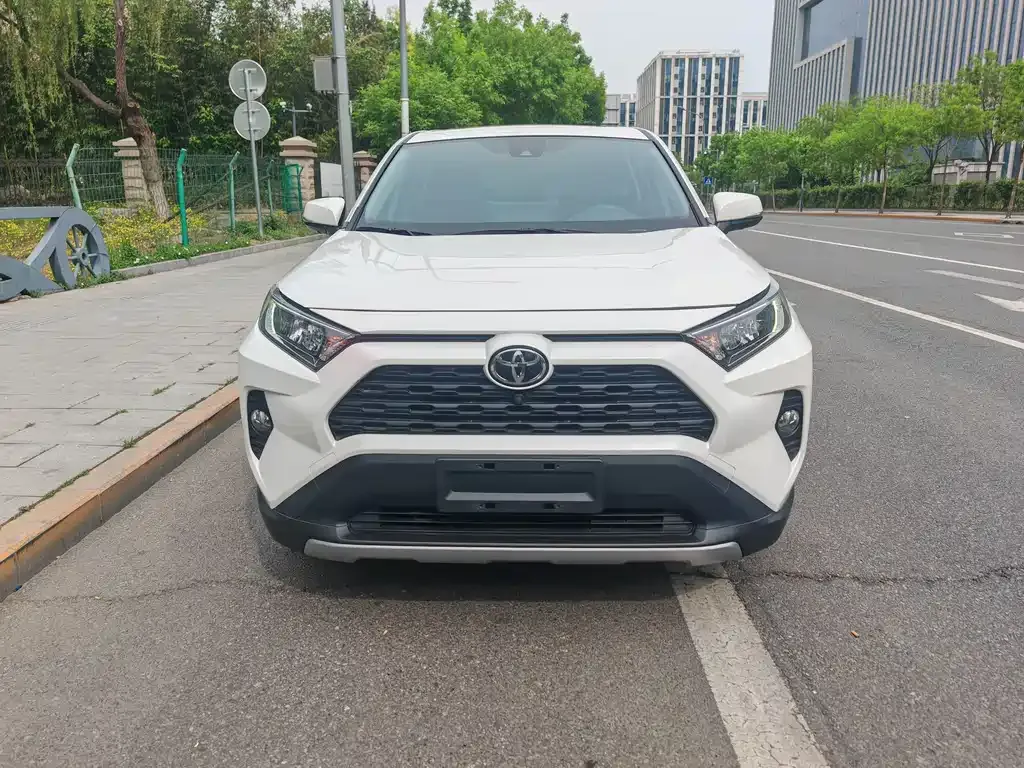 Toyota RAV4 2021 из CN, фото 9