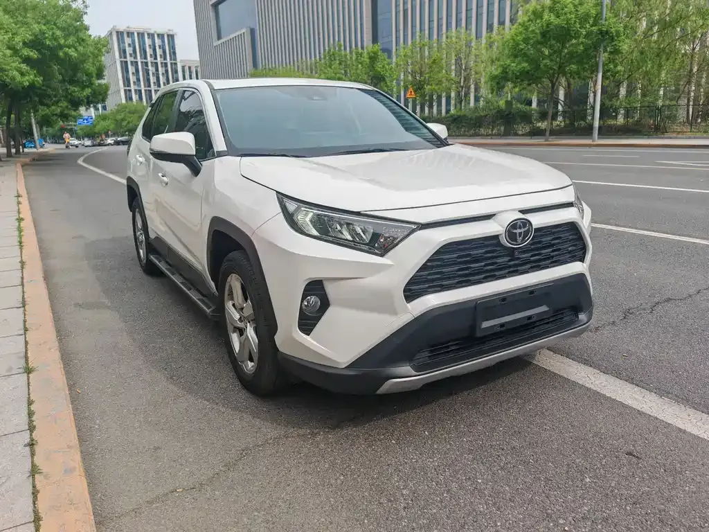 Toyota RAV4 2021 из CN, фото 6