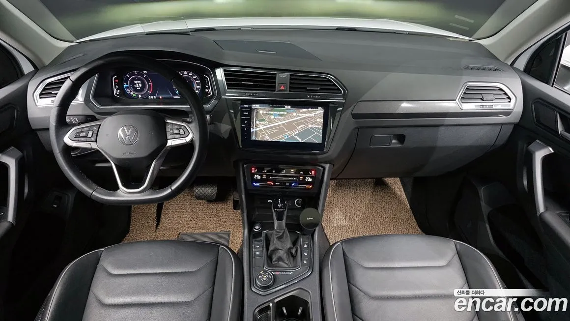 Volkswagen Tiguan — фото 5