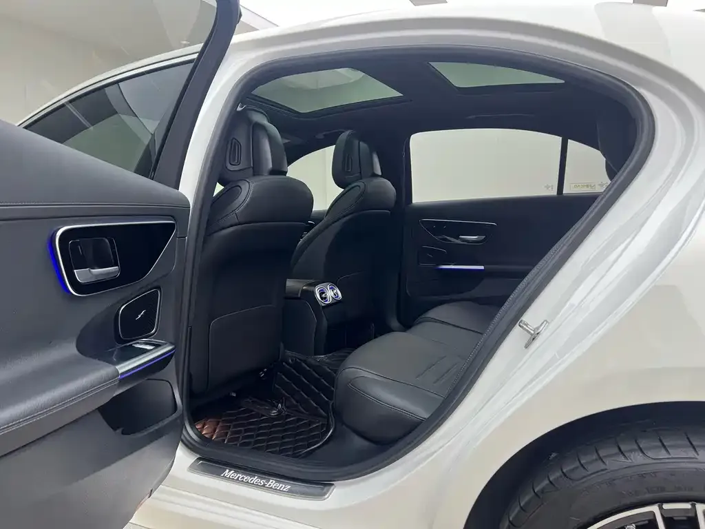 Mercedes-Benz C-Class 2023 из CN, фото 8
