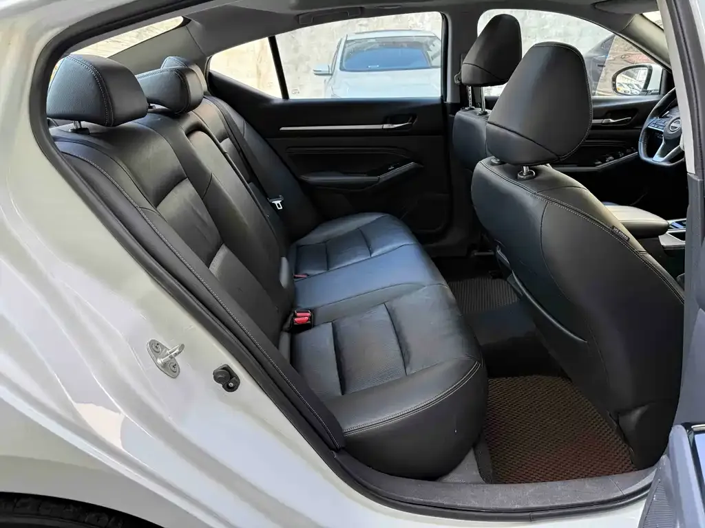 Nissan Teana 2023 из CN, фото 3