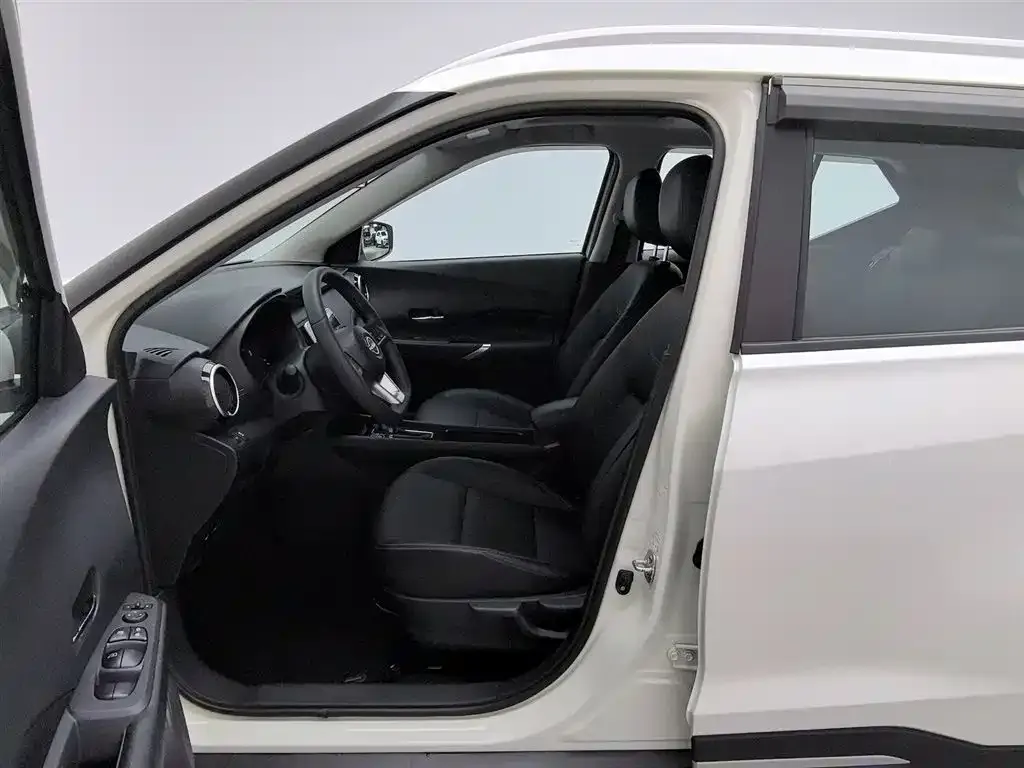 Nissan Kicks 2024 из CN, фото 3