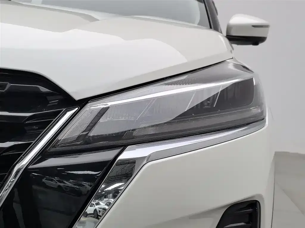 Nissan Kicks 2024 из CN, фото 2