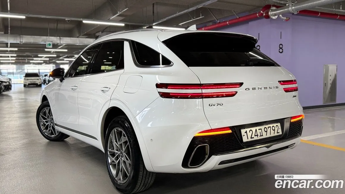 Genesis GV70 2023 из KR, фото 10