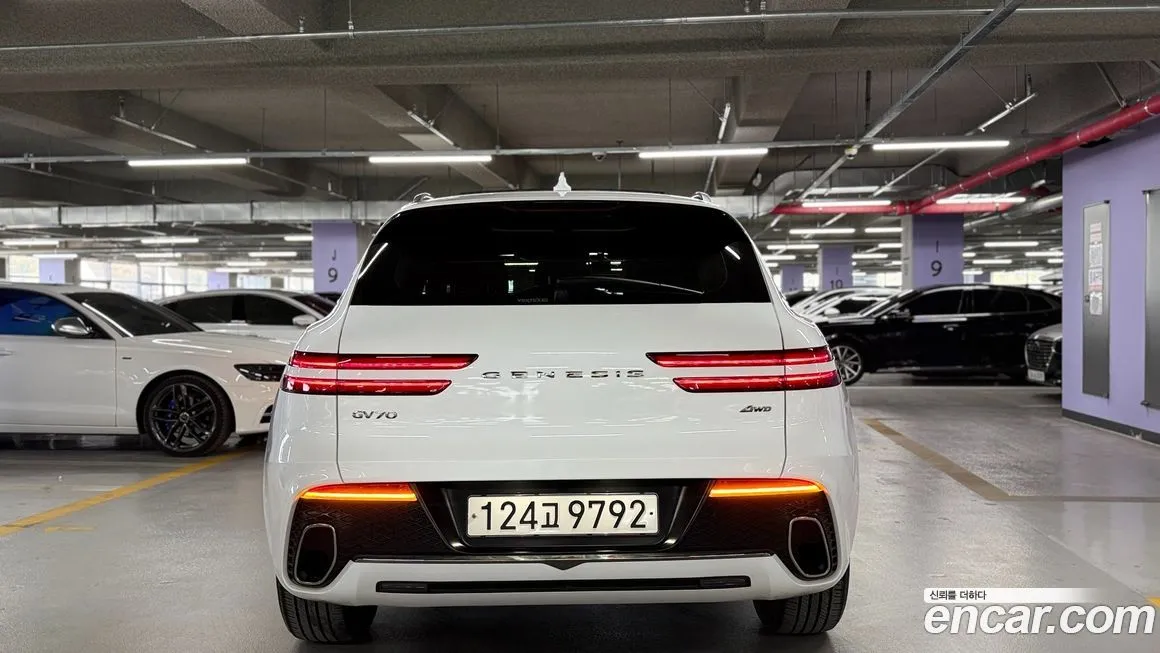 Genesis GV70 2023 из KR, фото 2