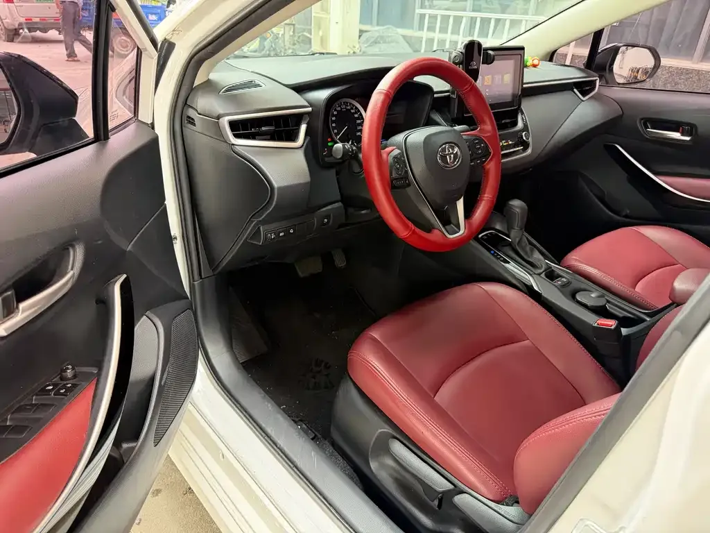 Toyota Corolla 2023 из CN, фото 5