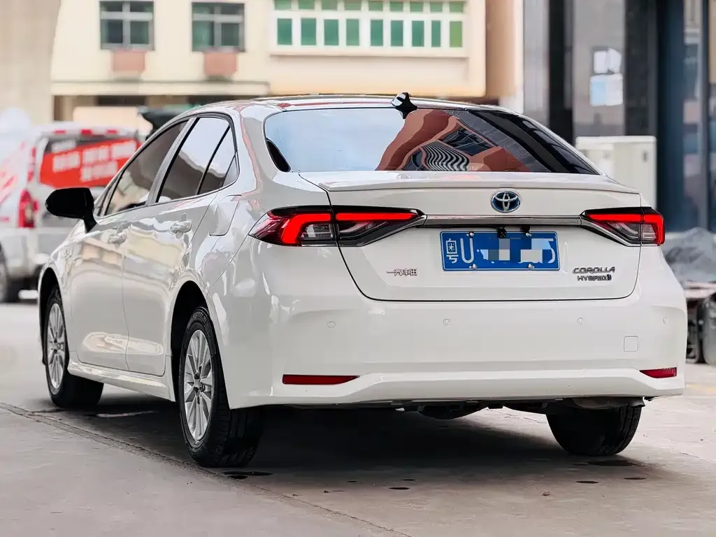 Toyota Corolla 2023 из CN, фото 4