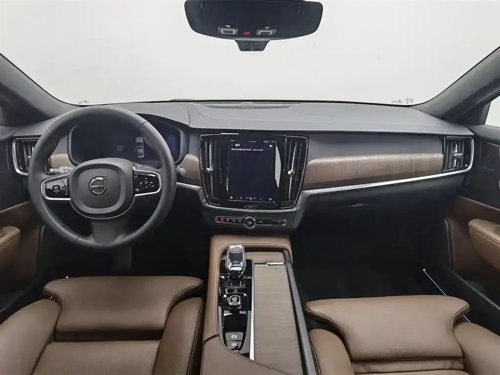 Volvo S90 — фото 3