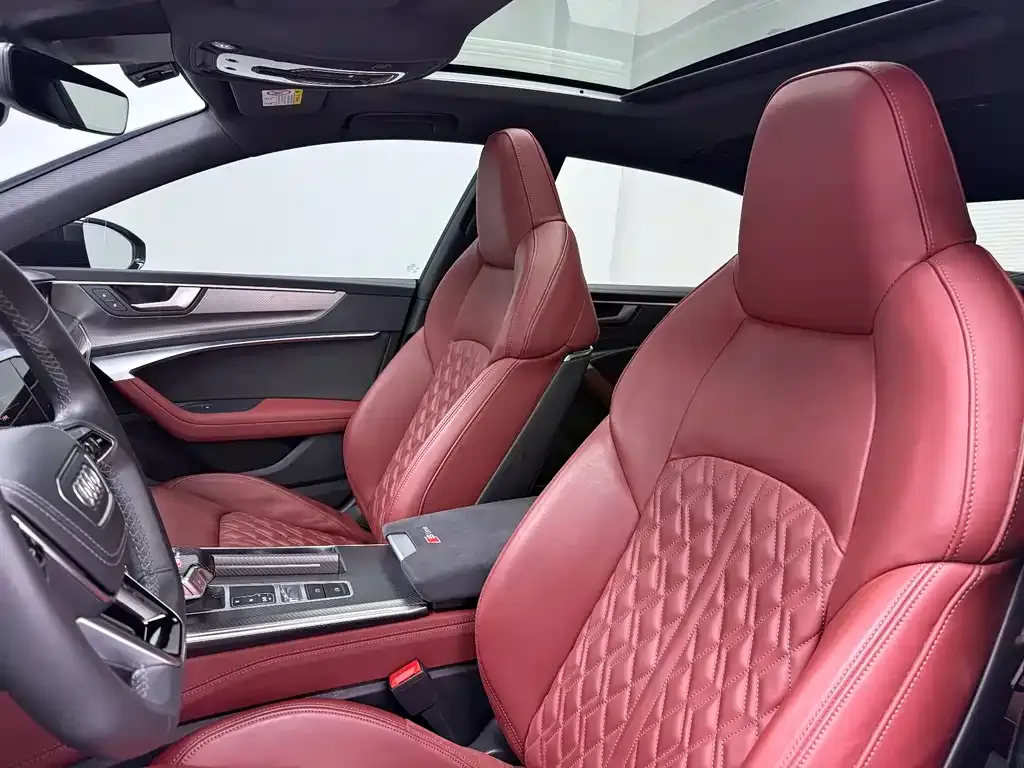 Audi A7L 2024 из CN, фото 7