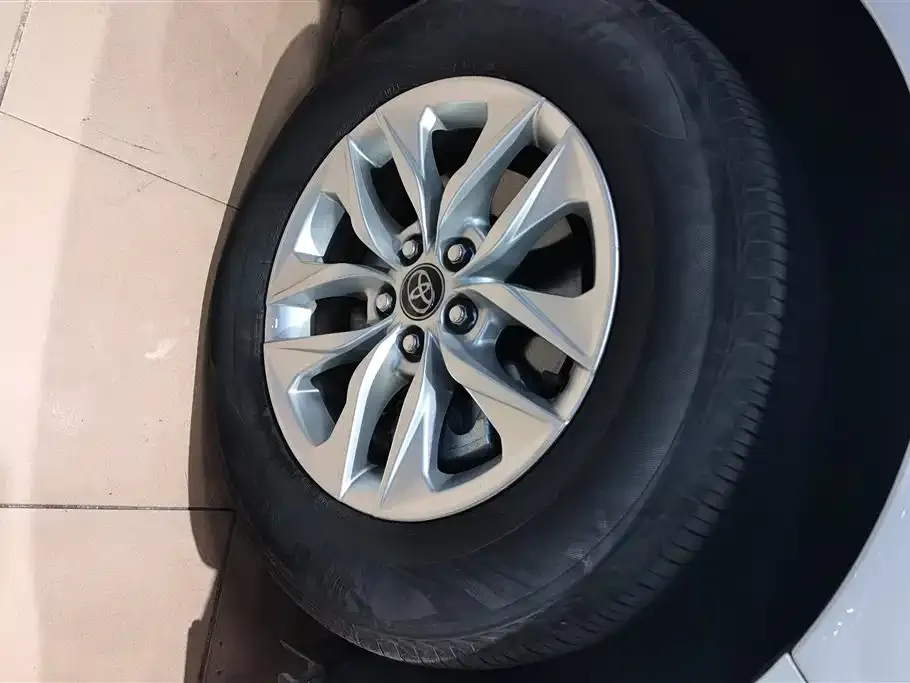 Toyota Granvia 2024 из CN, фото 10