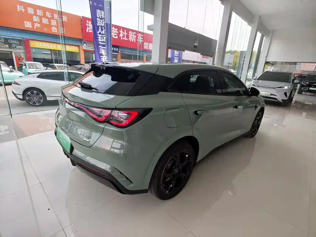 BYD Seal 06GT — фото 5