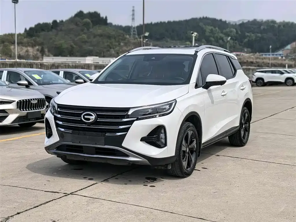 GAC Motor Trumpchi GS4 — фото 1