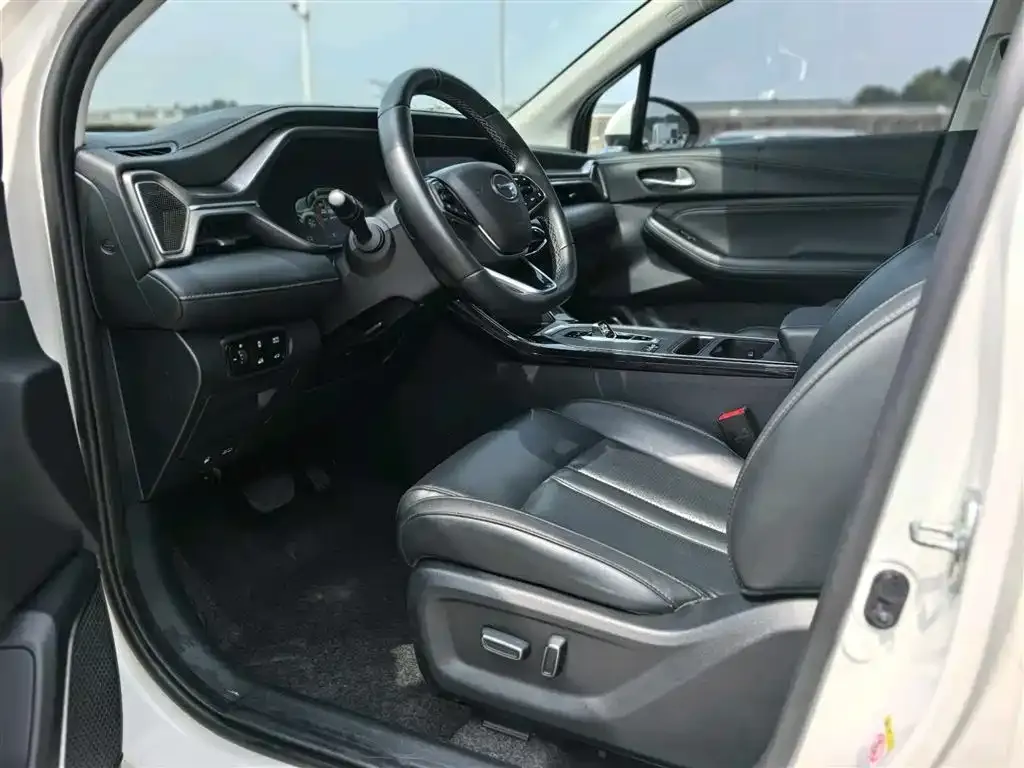 GAC Motor Trumpchi GS4 — фото 2