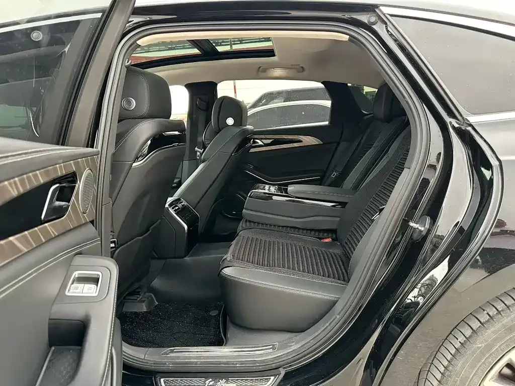 Hongqi H9 2021 из CN, фото 6