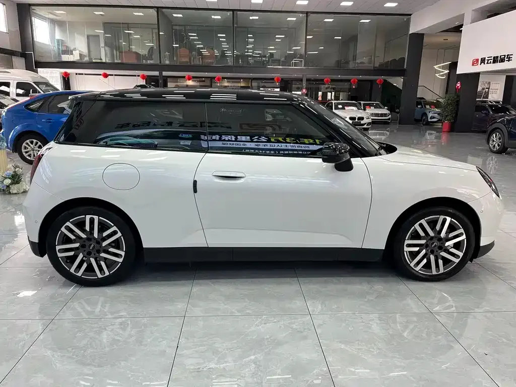 MINI Cooper EV 2025 из CN, фото 9