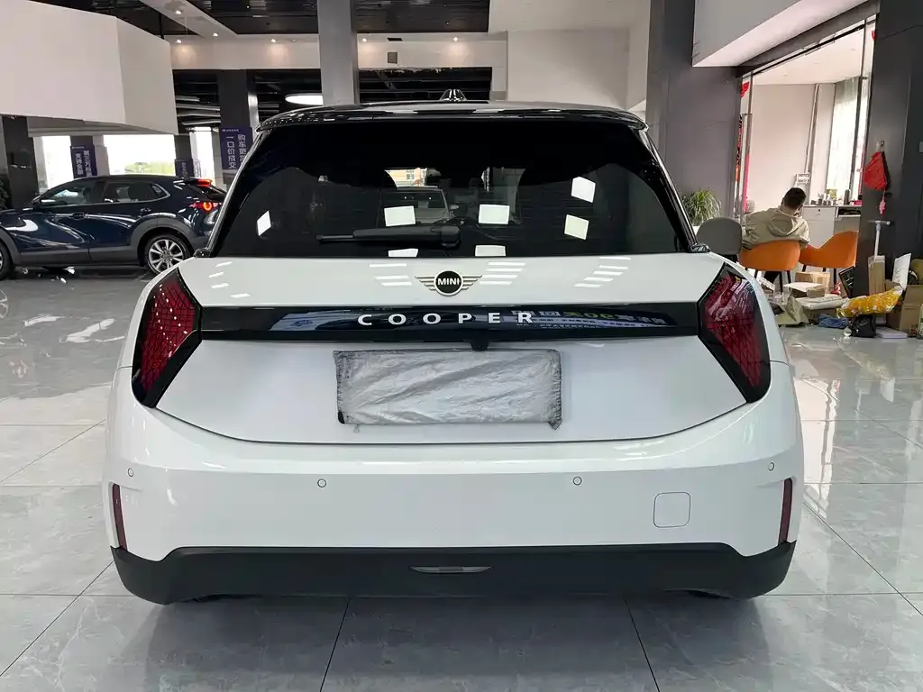 MINI Cooper EV 2025 из CN, фото 2