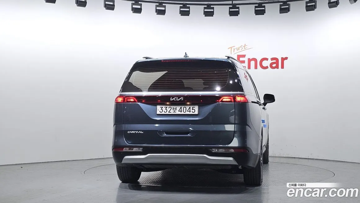 Kia Carnival 2023 из KR, фото 2