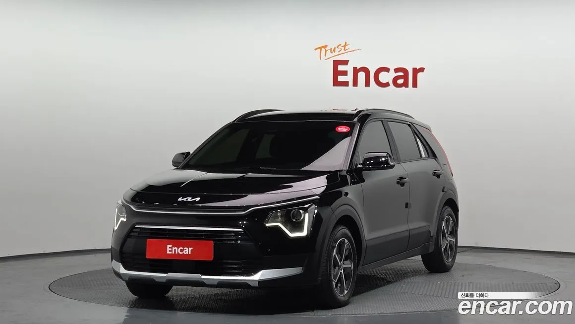 Kia Niro — фото 1