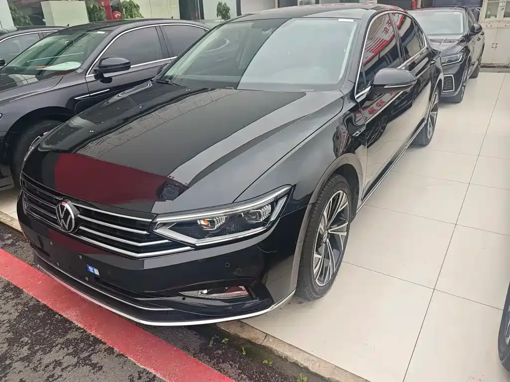 Volkswagen Magotan 2022 из CN, фото 1