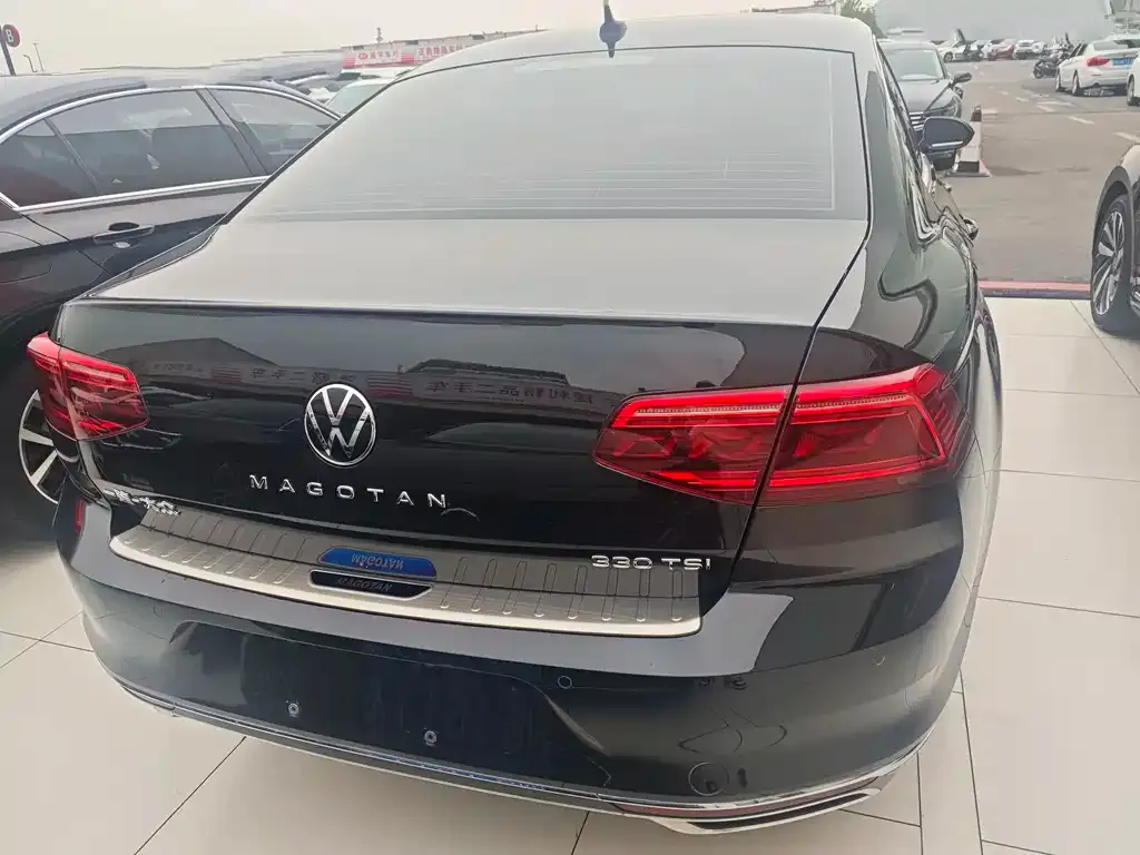Volkswagen Magotan 2022 из CN, фото 2