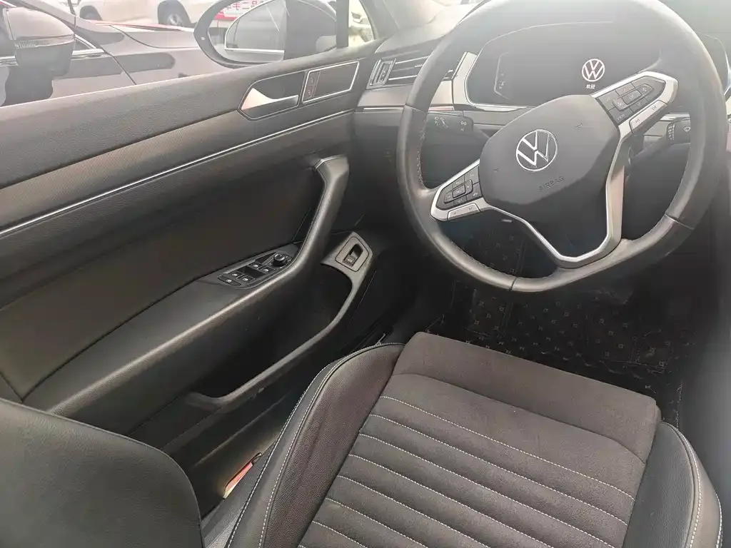 Volkswagen Magotan 2022 из CN, фото 5