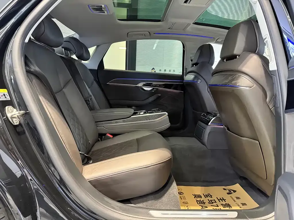 Audi A8 2021 из CN, фото 3