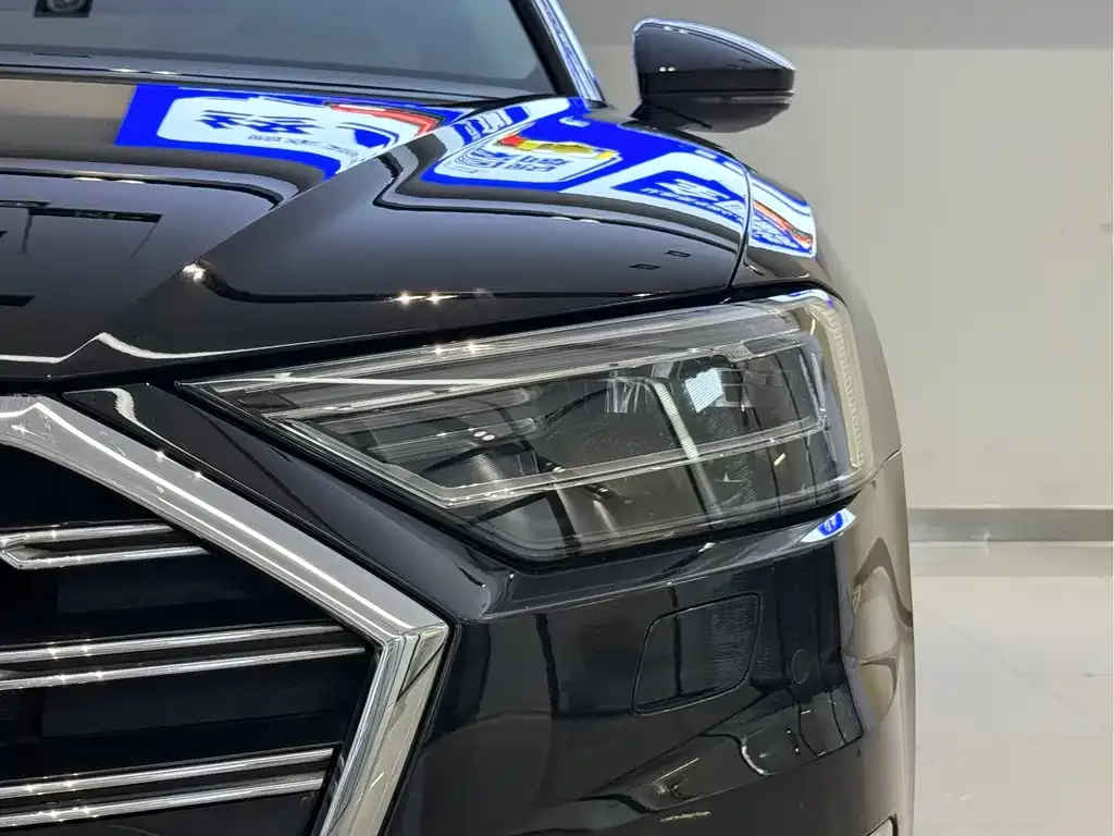 Audi A8 2021 из CN, фото 10